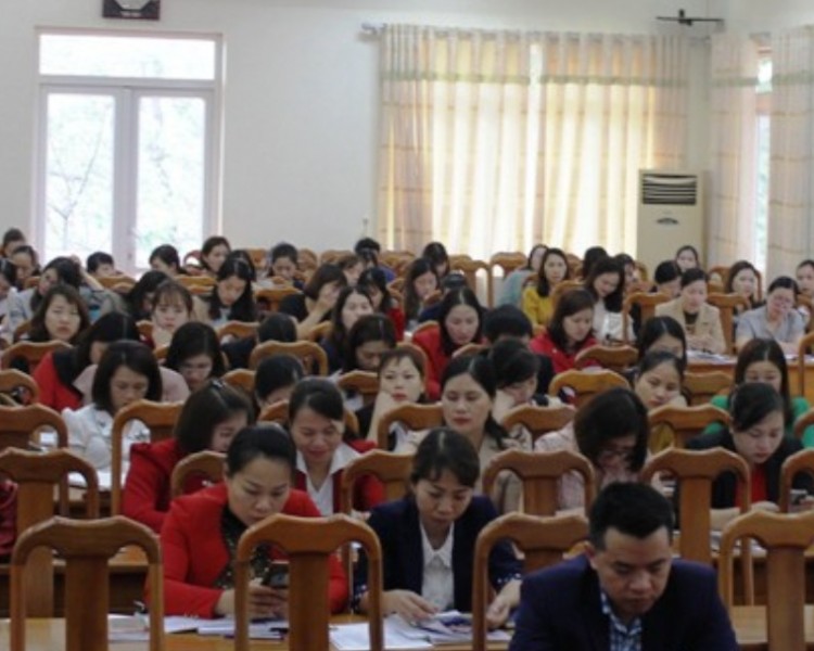120 teachers trained to replicate “Geopark ambassador club” in schools in Non nuoc Cao Bang UGGp territory