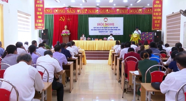 Tổ đại biểu HĐND Tỉnh đơn vị thành phố tiếp xúc cử tri trước kỳ họp thứ hai với 5 phường, xã