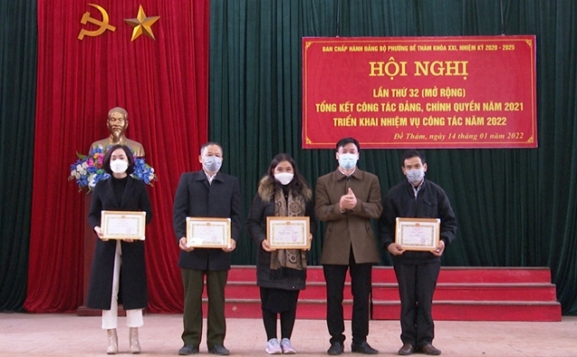 Chủ tịch UBND thành phố Nguyễn Quốc Trung dự và phát biểu chỉ đạo tại hội nghị triển khai công tác năm 2022 phường Đề Thám