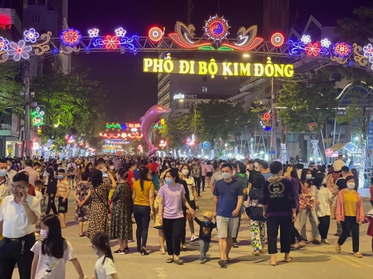 Triển khai mở rộng không gian hoạt động phố đi bộ Kim Đồng