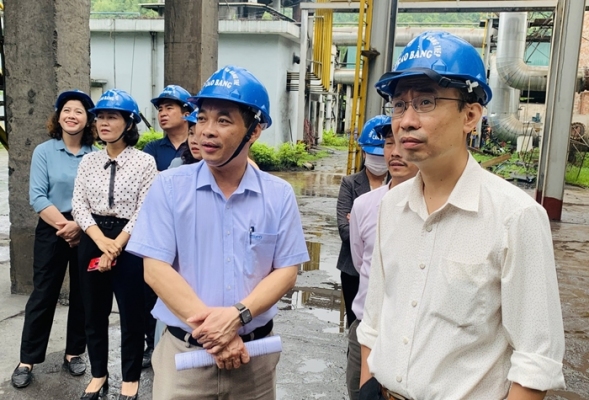 Ban Kinh tế - Xã hội: Giám sát công tác quản lý Nhà nước về chấp hành quy định của pháp luật trong lĩnh vực bảo vệ môi trường