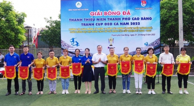 Khai mạc Giải bóng đá thanh, thiếu niên Thành phố tranh cúp Đèo Cả năm 2022