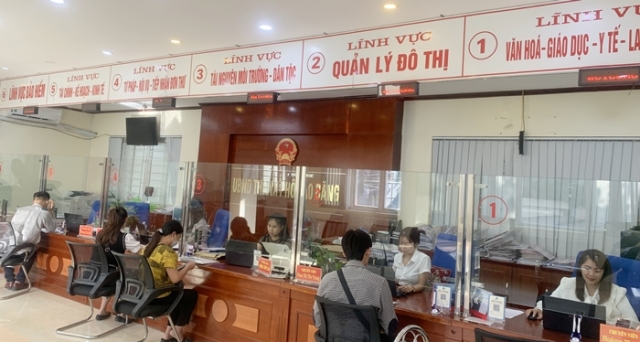 Thành phố có 115 thủ tục hành chính thực hiện theo nguyên tắc "4 tại chỗ"