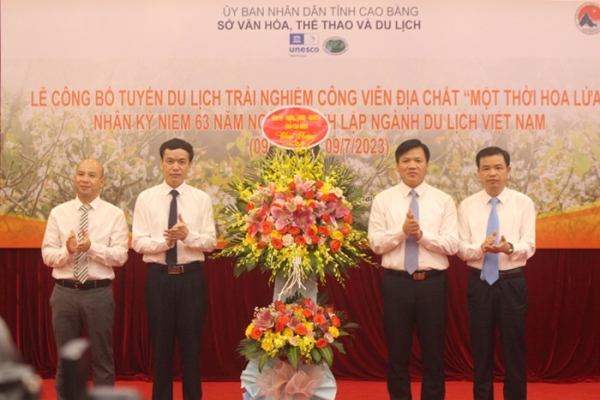 Công bố tuyến du lịch trải nghiệm thứ 4 “Một thời hoa lửa”, Công viên địa chất Toàn cầu UNESCO Non nước Cao Bằng