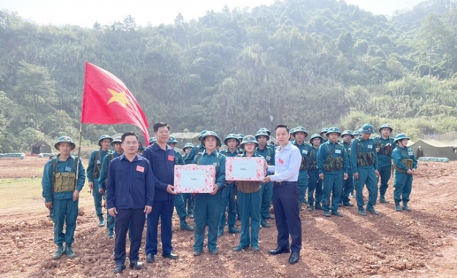 Phường Duyệt Trung tổ chức thành công cuộc diễn tập chiến đấu trong khu vực phòng thủ năm 2023