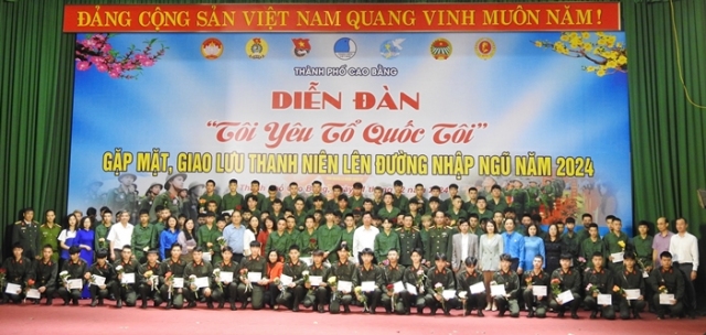 Diễn đàn "Tôi yêu Tổ quốc tôi” - Gặp mặt, giao lưu thanh niên lên đường nhập ngũ năm 2024