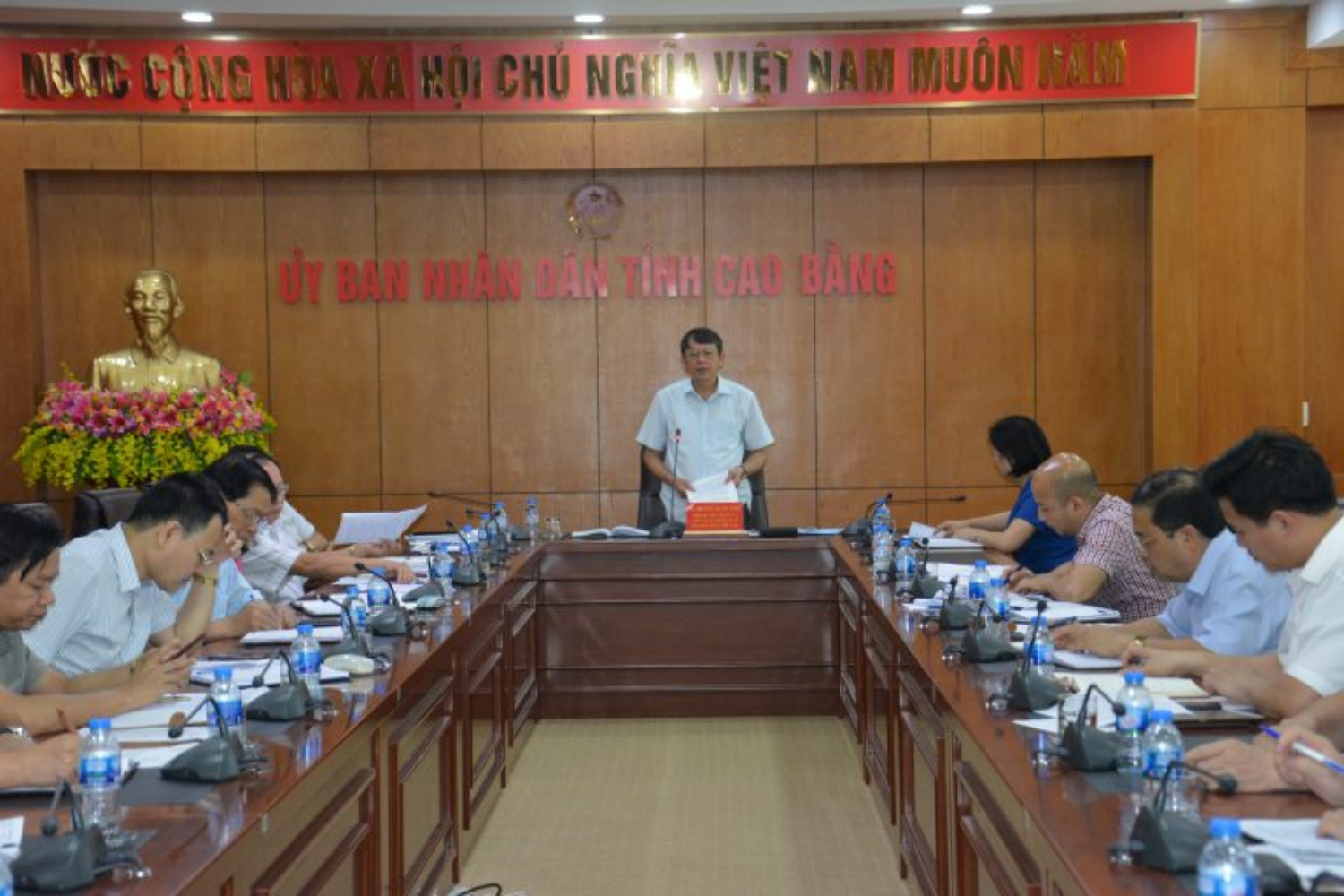Chairman of People’s committee of Cao Bang province Mr.Hoang Xuan Anh closed the meeting