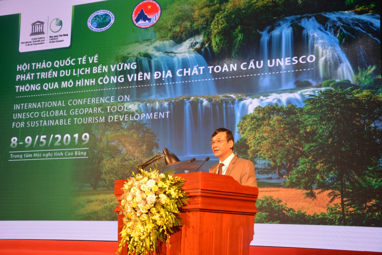 Đ/c Nguyễn Trung Thảo, Phó Chủ tịch UBND tỉnh phát biểu khai mạc Hội thảo